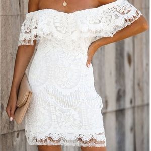 ✨BRAND NEW✨ Promesa Lace Off-the-Shoulder Mini Dress